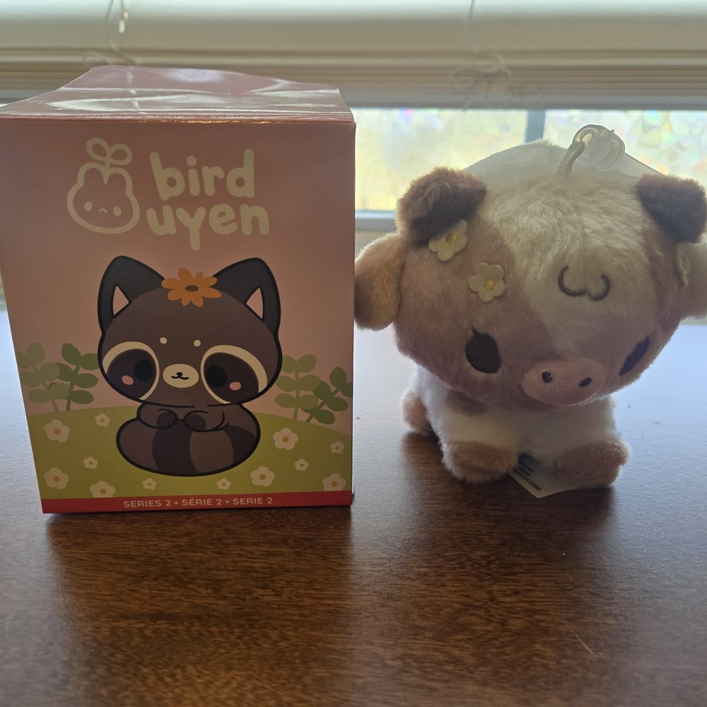 Hot Topic Birduyen Blind Box Cow Figure
